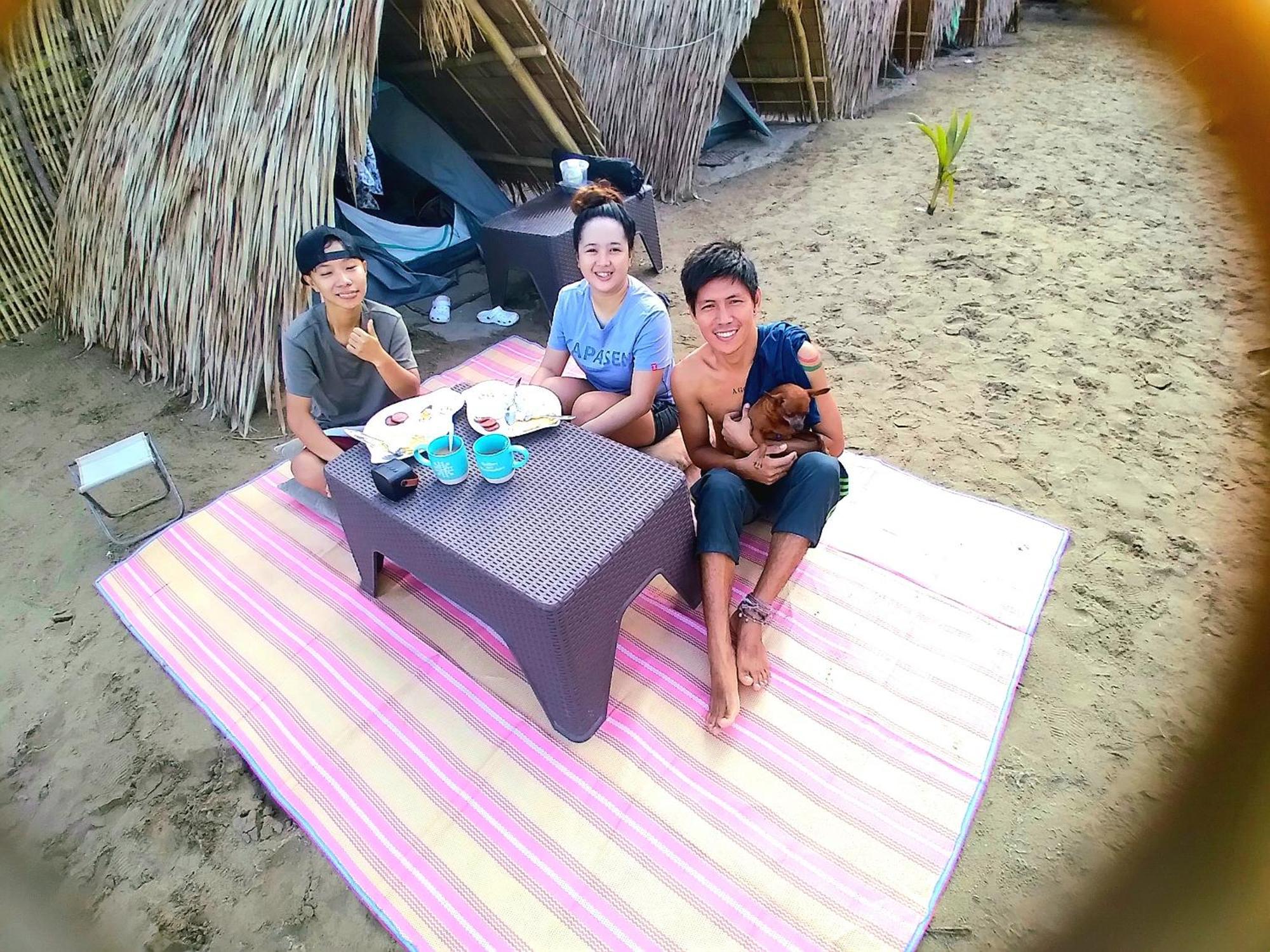 Bucana Kamp Payapa Beachfront El Nido Esterno foto
